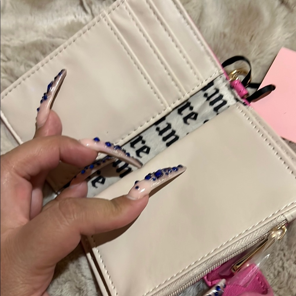 Juicy Couture Pink Card Holder - Picture 10 of 12
